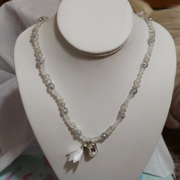 hand made Jewelry - White & silver necklace with white crystal pendant